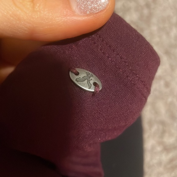 American Eagle maroon soft and sexy Tshirt - Picture 4 of 4